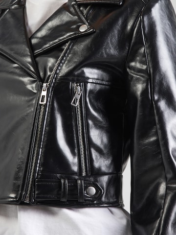 ONLY - Chaqueta de entretiempo 'ONLKAMILLA' en negro