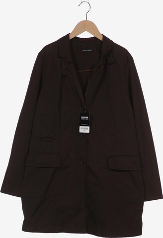 Joseph Janard Jacket & Coat in XL in Brown: front