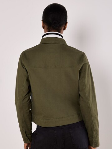 Veste bavaroise ' ' Apricot en vert