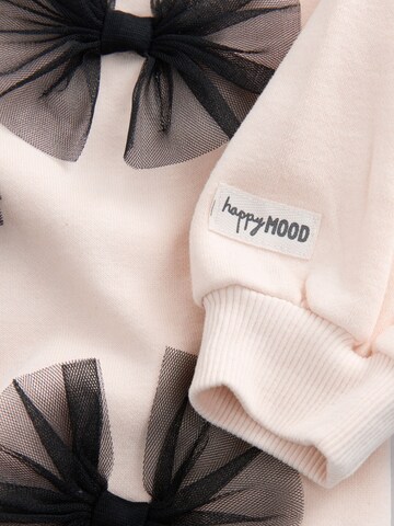 Next Set in Beige