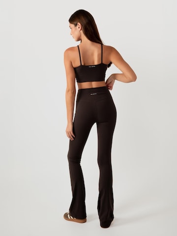 YO-GAYA Flared Leggings in Brown