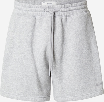 HOLLISTER Pants in Grey: front