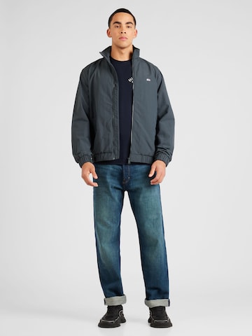 Tommy Jeans Демисезонная куртка 'Essential' в Серый