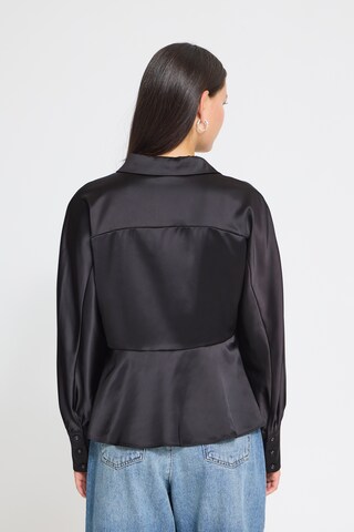 ICHI - Blusa en negro