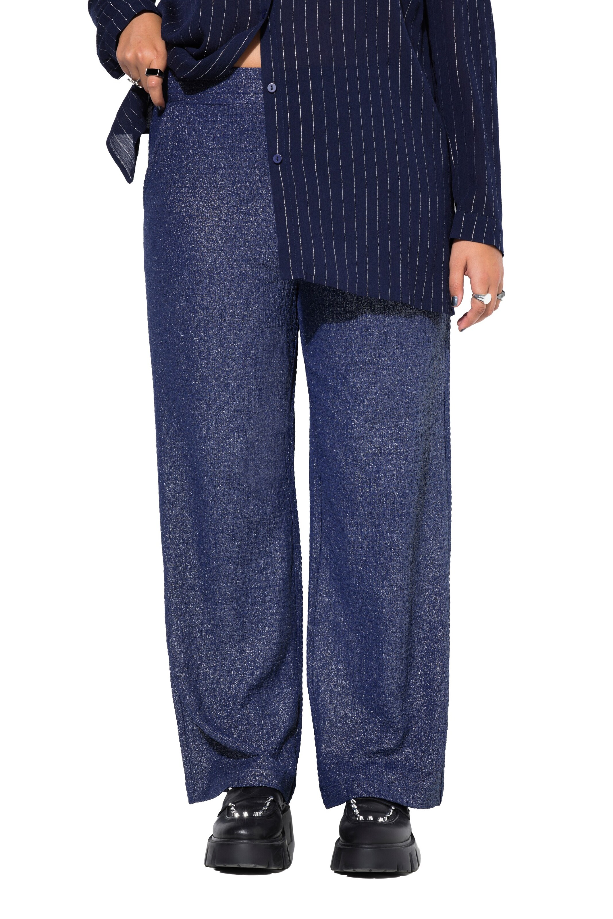 Studio Untold Regular Broek in Blauw: voorkant