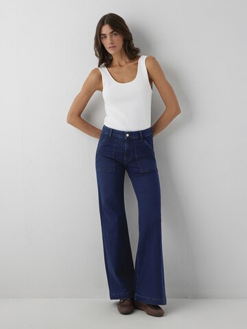 Mavi Flared Jeans in Blue