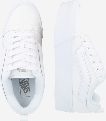 VANS Låg sneaker 'Knu Stack' i vit