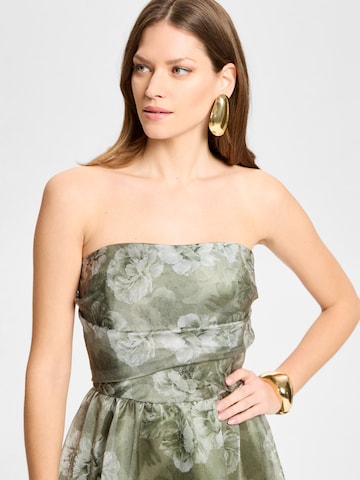 SWING - Vestido en verde