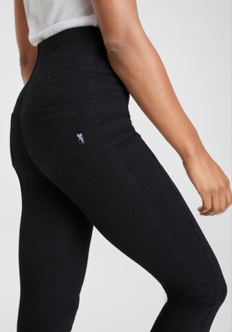 ARIZONA Skinny Jeans in Schwarz