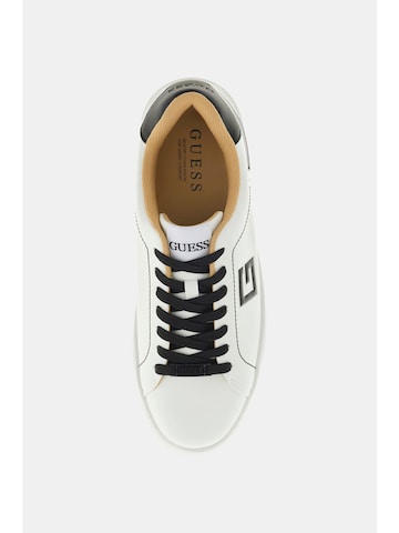 GUESS Sneaker 'Welyar' in Schwarz