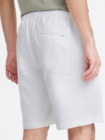 regular Pantaloni 'Phelix' di Casual Friday in bianco