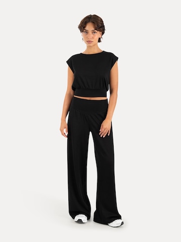 T-shirt ' Jorina ' Smilodox en noir