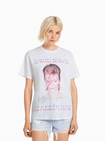 T-shirt Bershka en blanc : devant