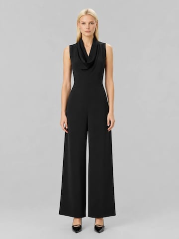 Tuta jumpsuit di Madnezz House in nero: frontale