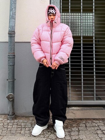 Bershka Зимно яке в розово