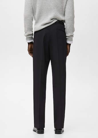 MANGO MAN Regular Pleated Pants 'Milo' in Black