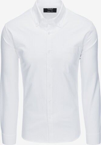 Coupe slim Chemise 'SHOS-0108' Ombre en blanc : devant