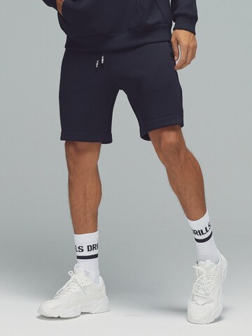 DRILLS Apparel Regular Hose 'RECREATION Scuba Shorts'‌‌ in Schwarz