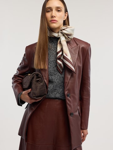 Cappotto invernale di Trussardi in marrone