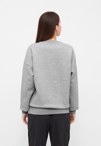 BENCH Sweatshirt in Grey