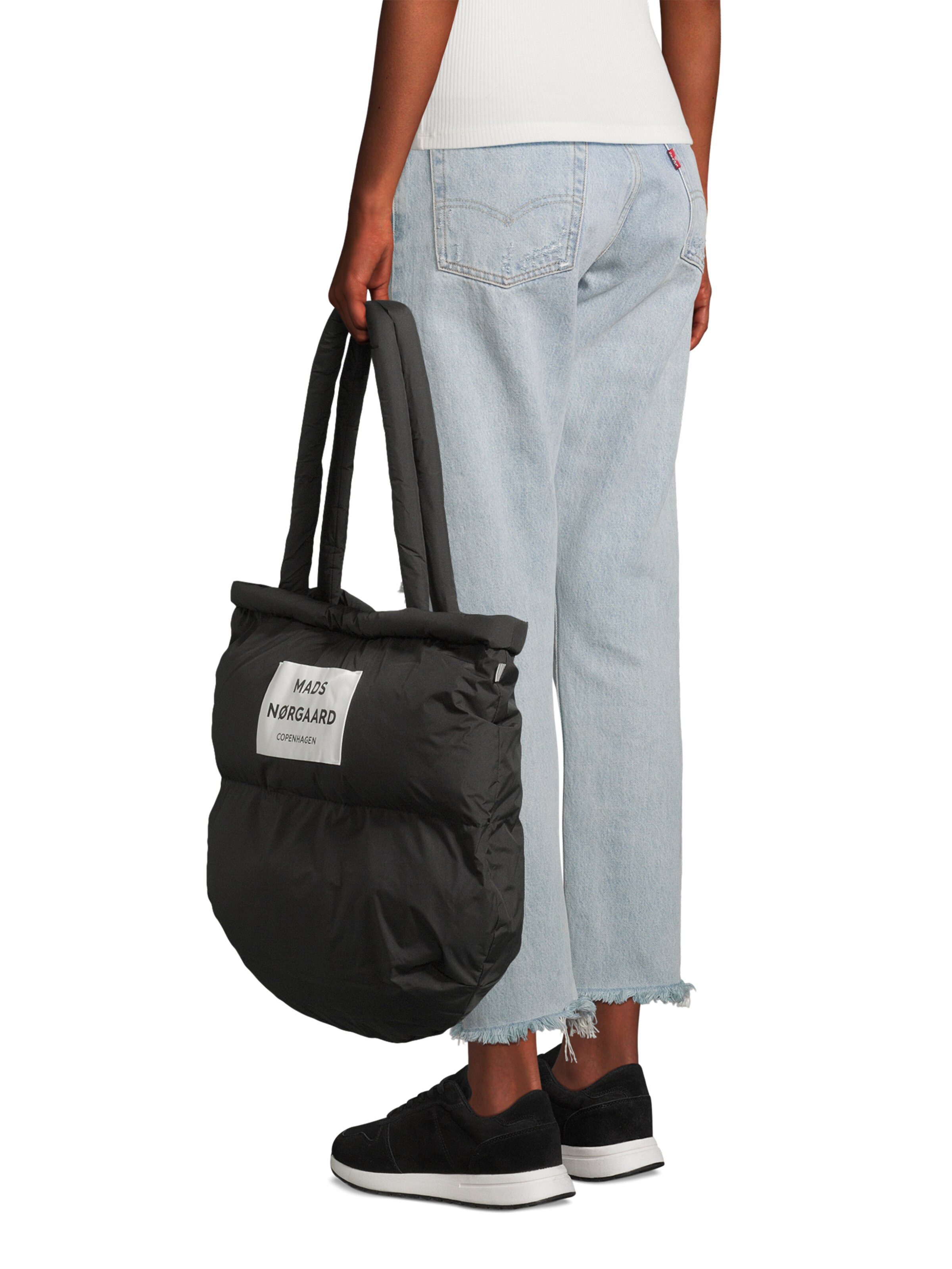 MADS NORGAARD COPENHAGEN Shopper in Black: front