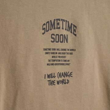 T-Shirt 'Dimas' SOMETIME SOON en marron
