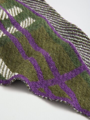 love & roses Scarf in Green
