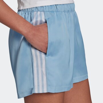 ADIDAS ORIGINALS Loosefit Broek in Blauw