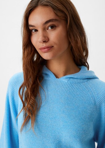 Pull-over comma casual identity en bleu