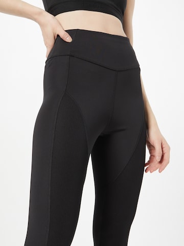 ABOUT YOU Skinny Workout Pants 'Lulu' in Black