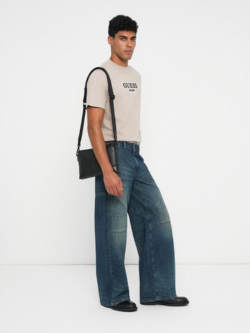 GUESS Bluser & t-shirts i brun