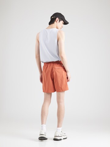 COLUMBIA - regular Pantalón de montaña 'Cove Beach' en rojo