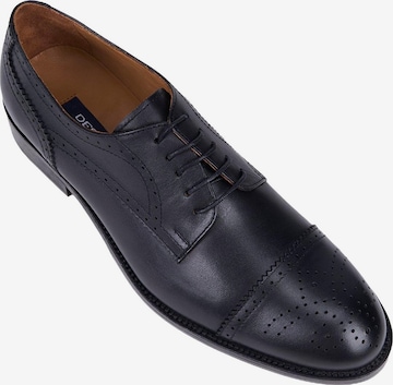 Desa Schnürschuh 'DESA Herren-Brogue-Schnürschuhe aus braunem Leder' in Schwarz: Vorderseite