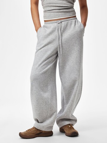 PIECES Loosefit Broek 'PCSali Chilli' in Grijs: voorkant