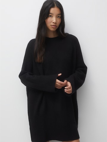 Pull&Bear Knit dress in Black: front