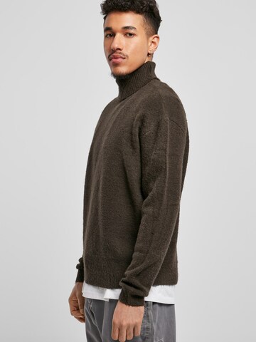 Urban Classics Sweater in Black: front