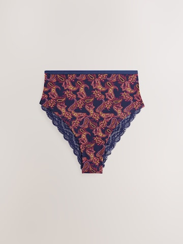 Next Slip in Blau