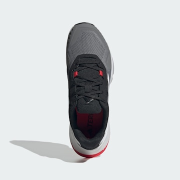Chaussure de course 'Soulstride' ADIDAS TERREX en gris