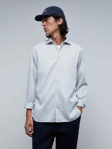 Coupe regular Chemise 'Seatle K' Scalpers en gris : devant