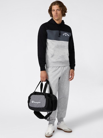 Champion Authentic Athletic Apparel Sweatshirt in Grau