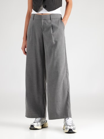 HOLLISTER - Pierna ancha Pantalón plisado en gris: frente