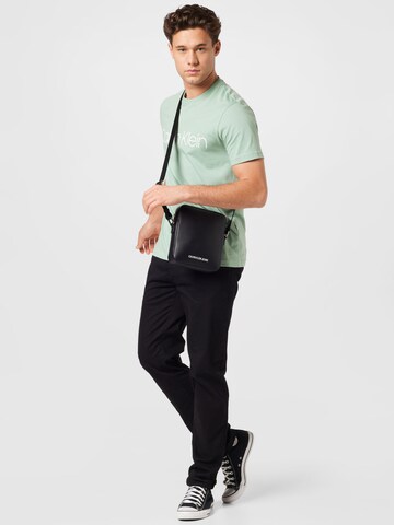 Calvin KleinRegular Fit Majica - zelena boja