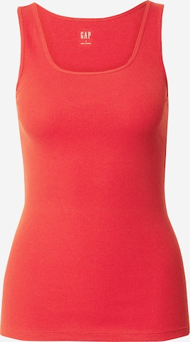 GAP Топ в Красный: спереди