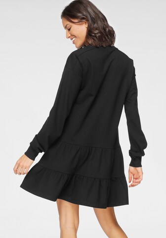 LASCANA Kleid in Schwarz