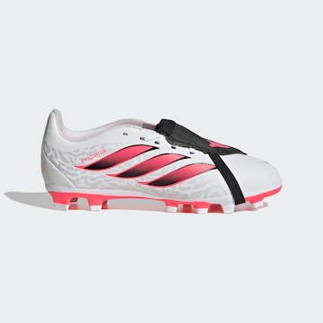 Chaussure de sport 'Predator Club' ADIDAS PERFORMANCE en blanc