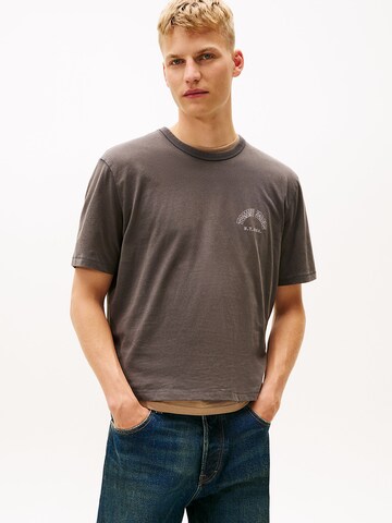 T-Shirt 'Western' Tommy Jeans en gris