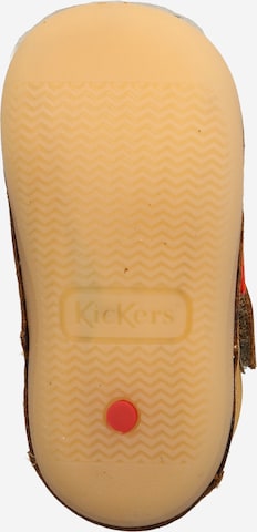 Kickers Lære å gå sko i beige