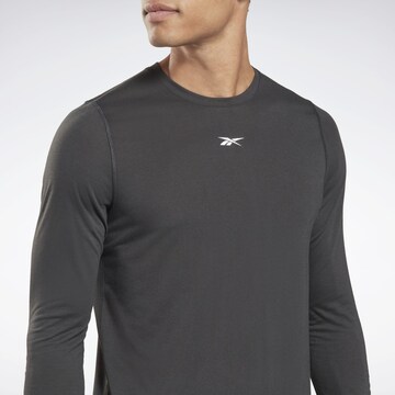 Reebok Performance Shirt in Grey