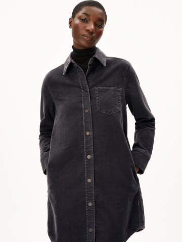 Robe-chemise 'AURELEAA CORDUROY' ARMEDANGELS en gris