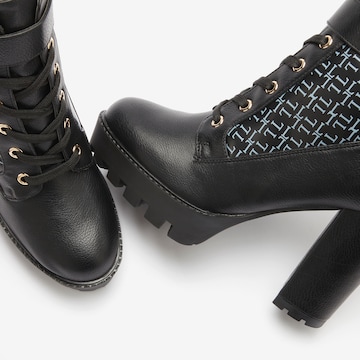 LASCANA Ankle Boots in Black